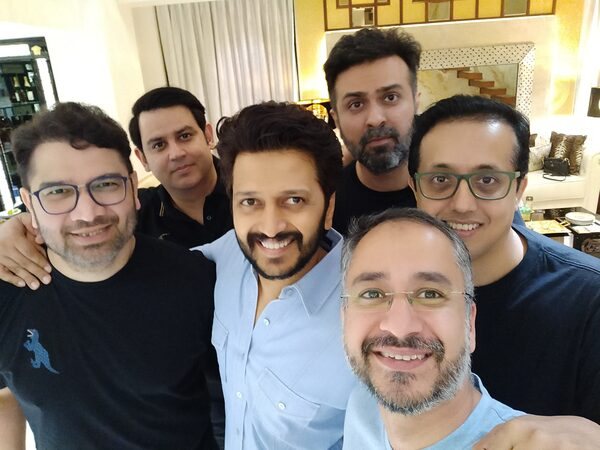 Avinash Kaul with Riteish Deshmukh